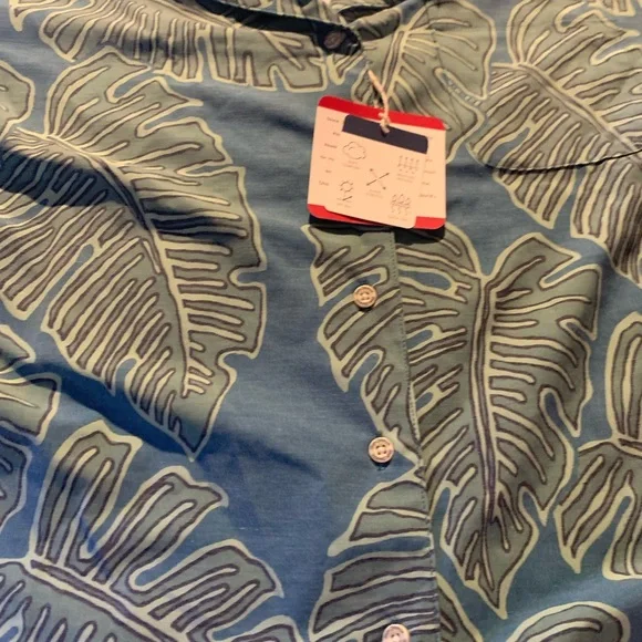 Joe Kealoha’s Women’s Button Down Short Sleeve Blouse Size Large - Picture 3 of 7